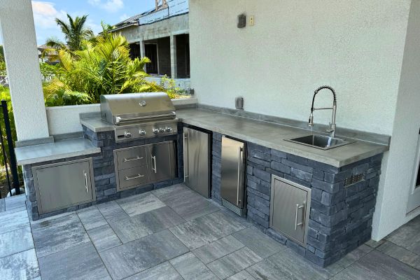 Grey Slab Outdoor Kitchen