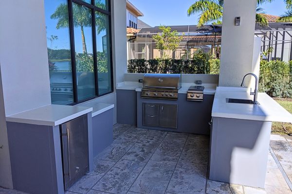 Corner Nook Outdoor Kitchen
