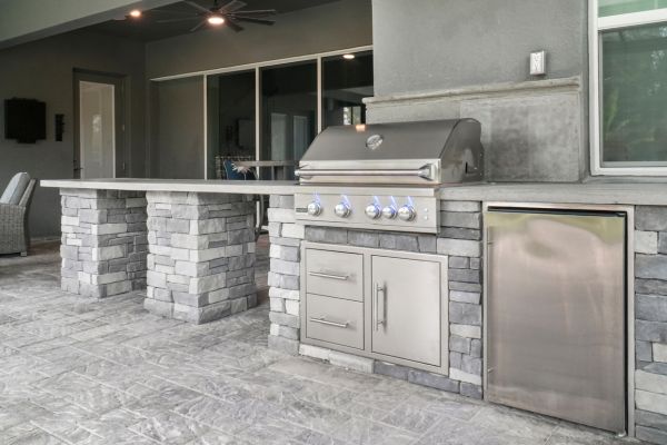 Outdoor Modern Kitchen